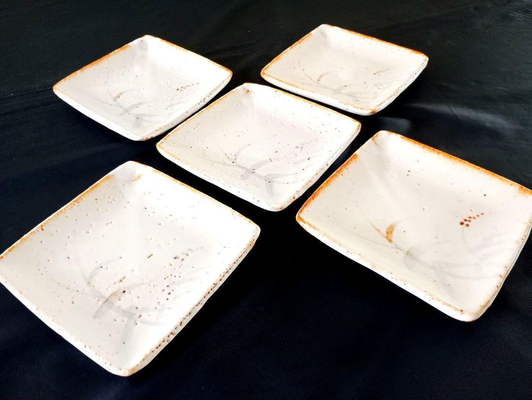 Amazon.co.jp: 美濃焼 仙山窯 志野焼 志野銘々皿 安藤日出武 人間国宝