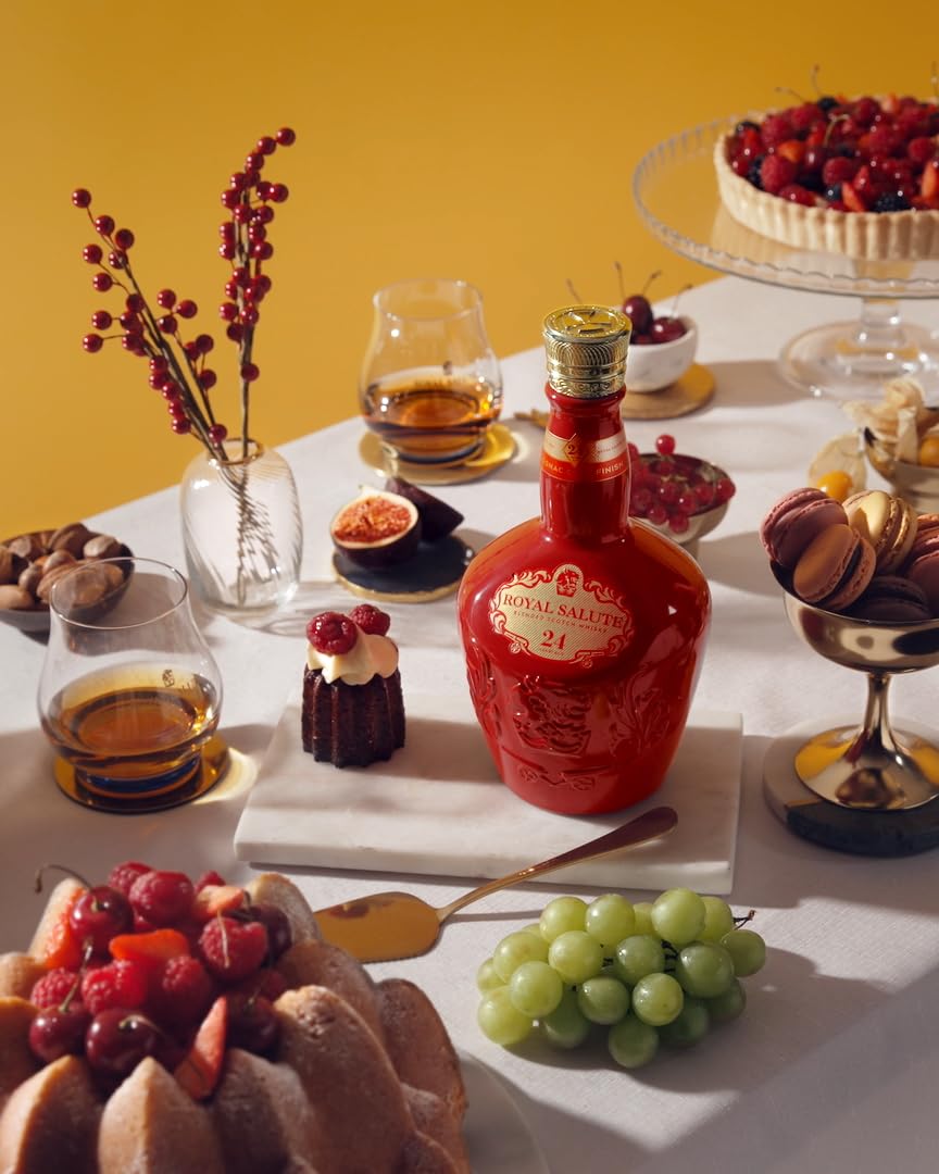 Amazon.co.jp: ローヤルサルート24年 コニャックカスクフィニッシュ