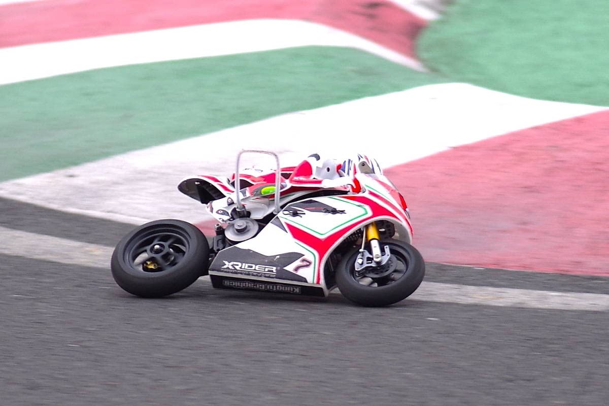 セキド1/8 RC213V-S X-Rider ラジコンバイク、スタンド 未使用 セキド1