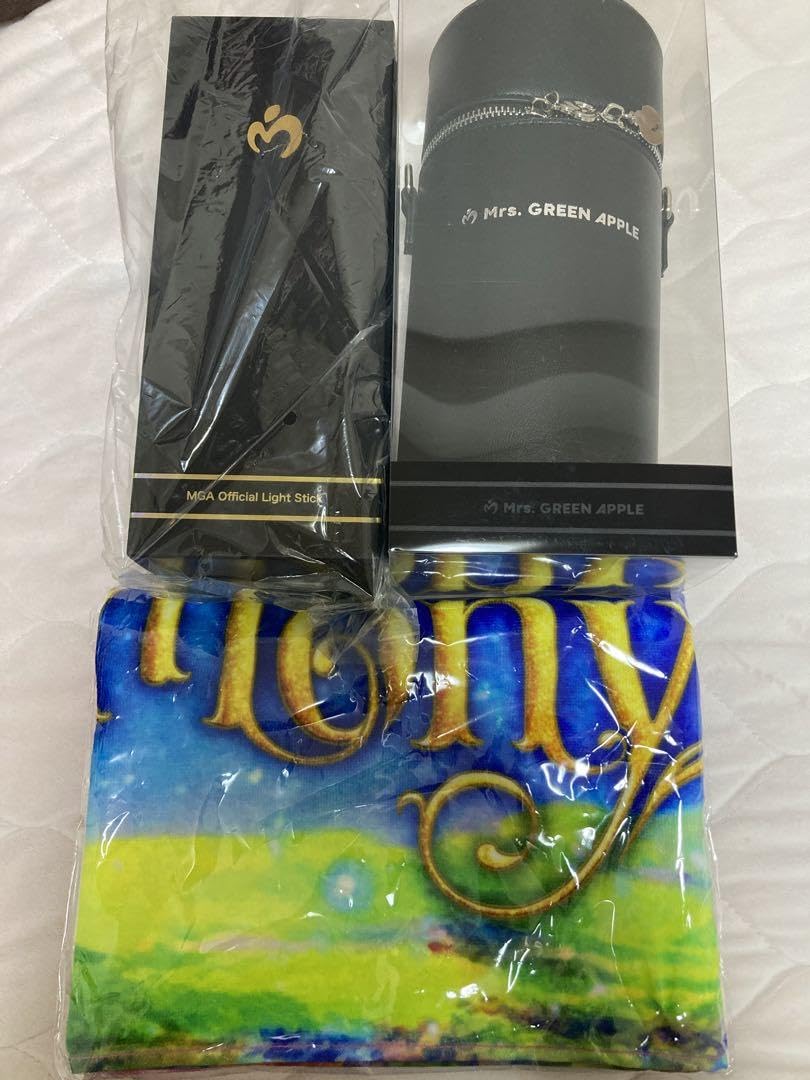 Mrs. GREEN APPLEペンライト、タンブラー、タオルのセット Mrs. GREEN