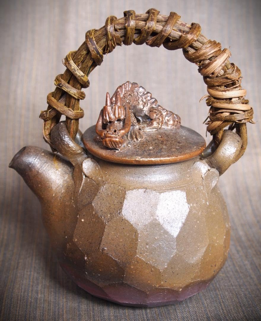 新品☆竹内靖之【師：山本陶秀】備前龍摘み籐手付き面取り