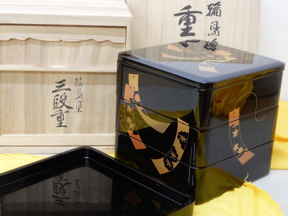 時代 蒔絵 朱塗り 金彩松竹梅 鶴亀 木製菓子鉢 合わせ箱付き 時代 蒔絵