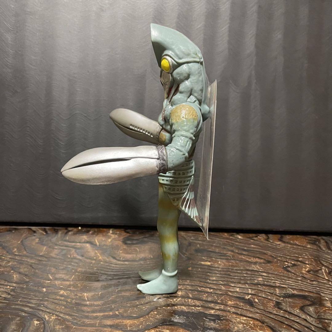 バンダイ ウルトラマン /ウルトラマングラフィティ バルタン星人 1990