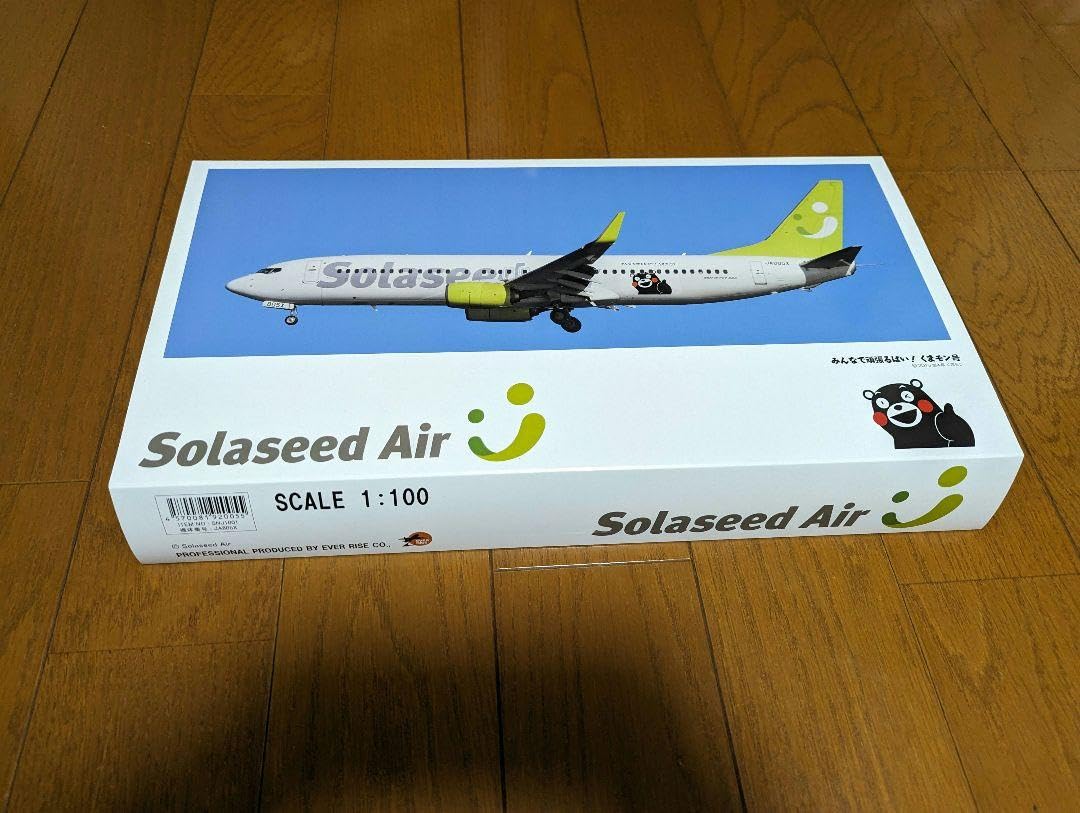 ソラシドエア Boeing737-800 1/100 模型飛行機 くまモン Amazon.co.jp