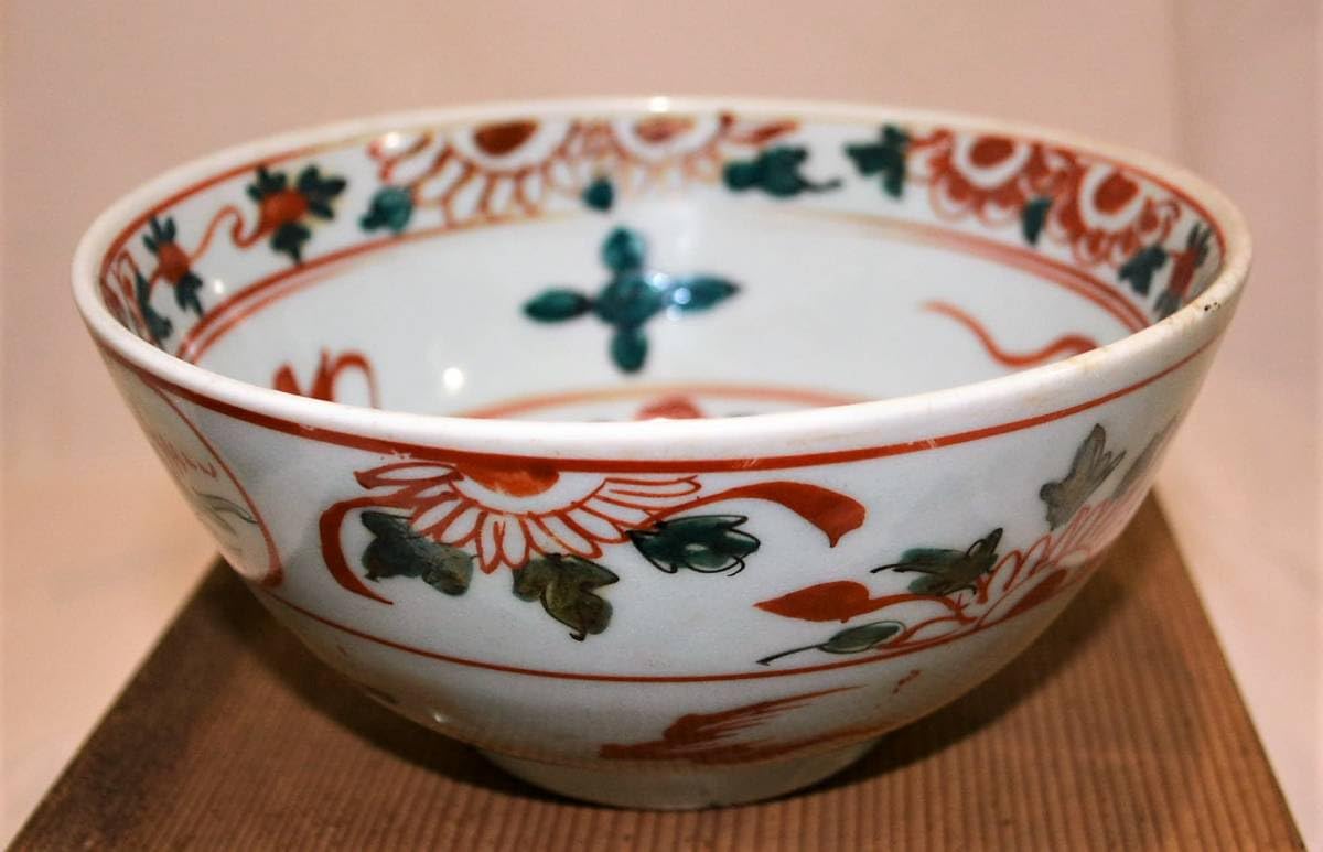 2267 九谷焼 深香窯 色絵梅花 菓子鉢 未使用 【公式通販】