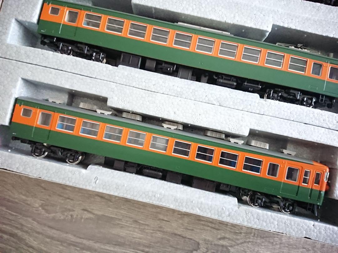 HOゲージ165系急行形電車5両セット HOゲージ KATO 165系 5