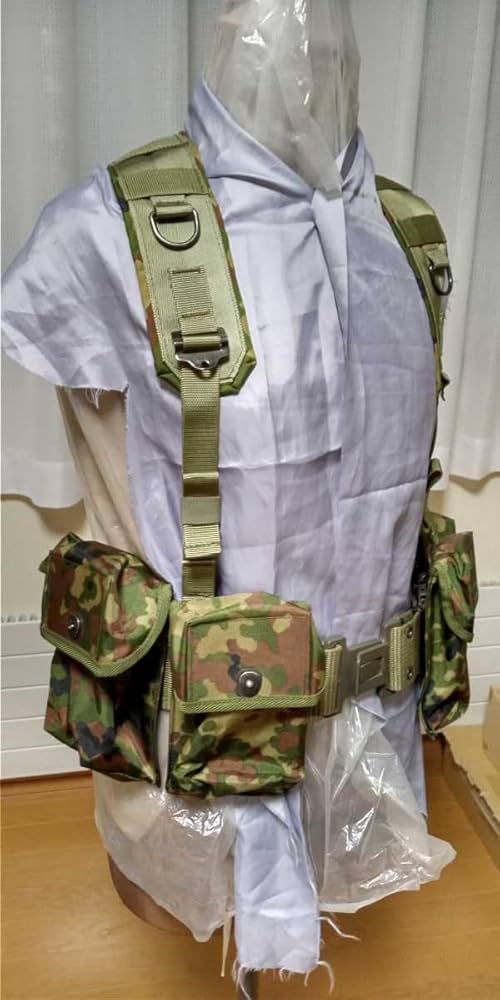陸上自衛隊旧型弾帯サスペンダーセット冬季迷彩 レプリカ陸上自衛隊