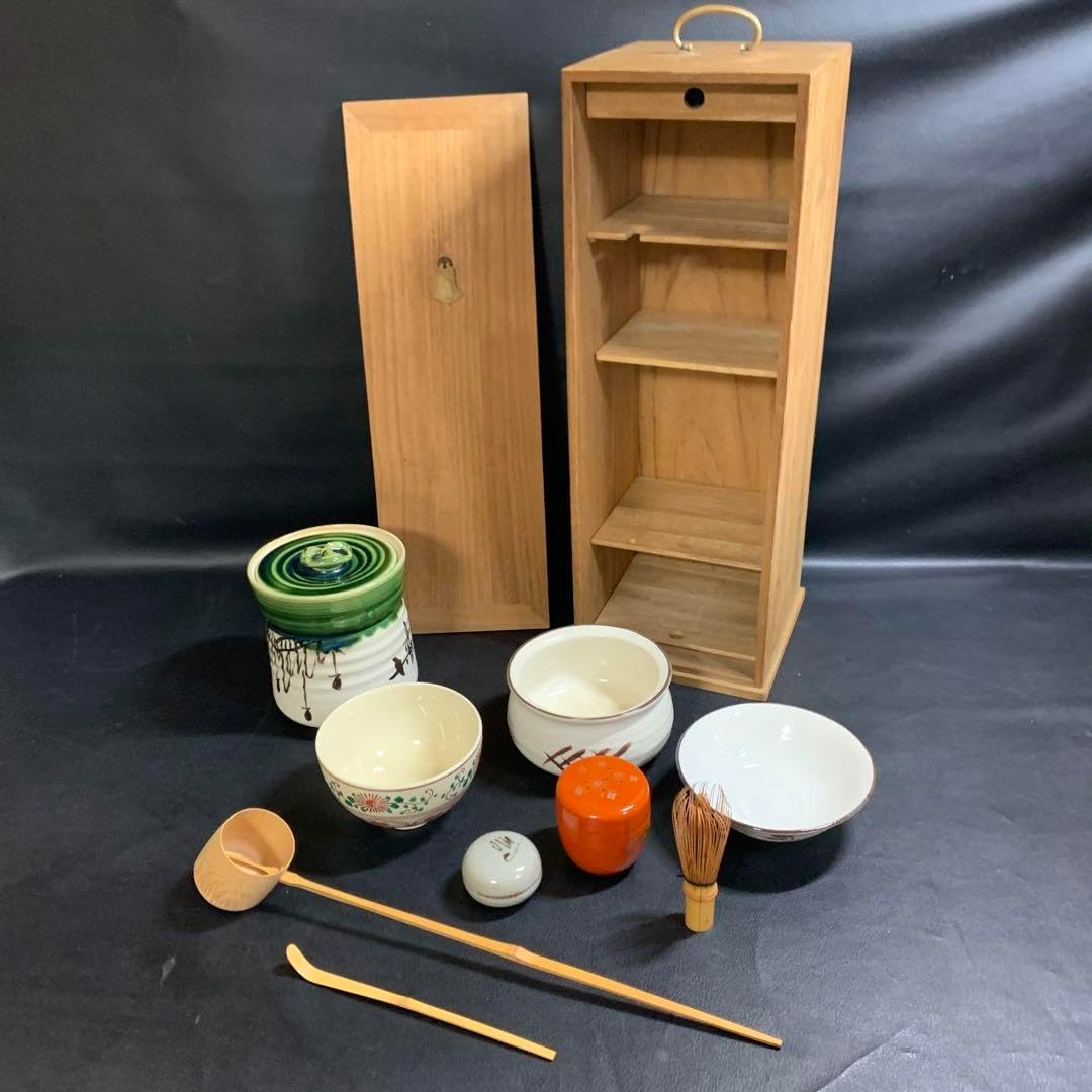 茶箱 短冊 茶道具セット 歴史 古物 茶碗 水差し 茶灼 銘有 棗 【公式通販】
