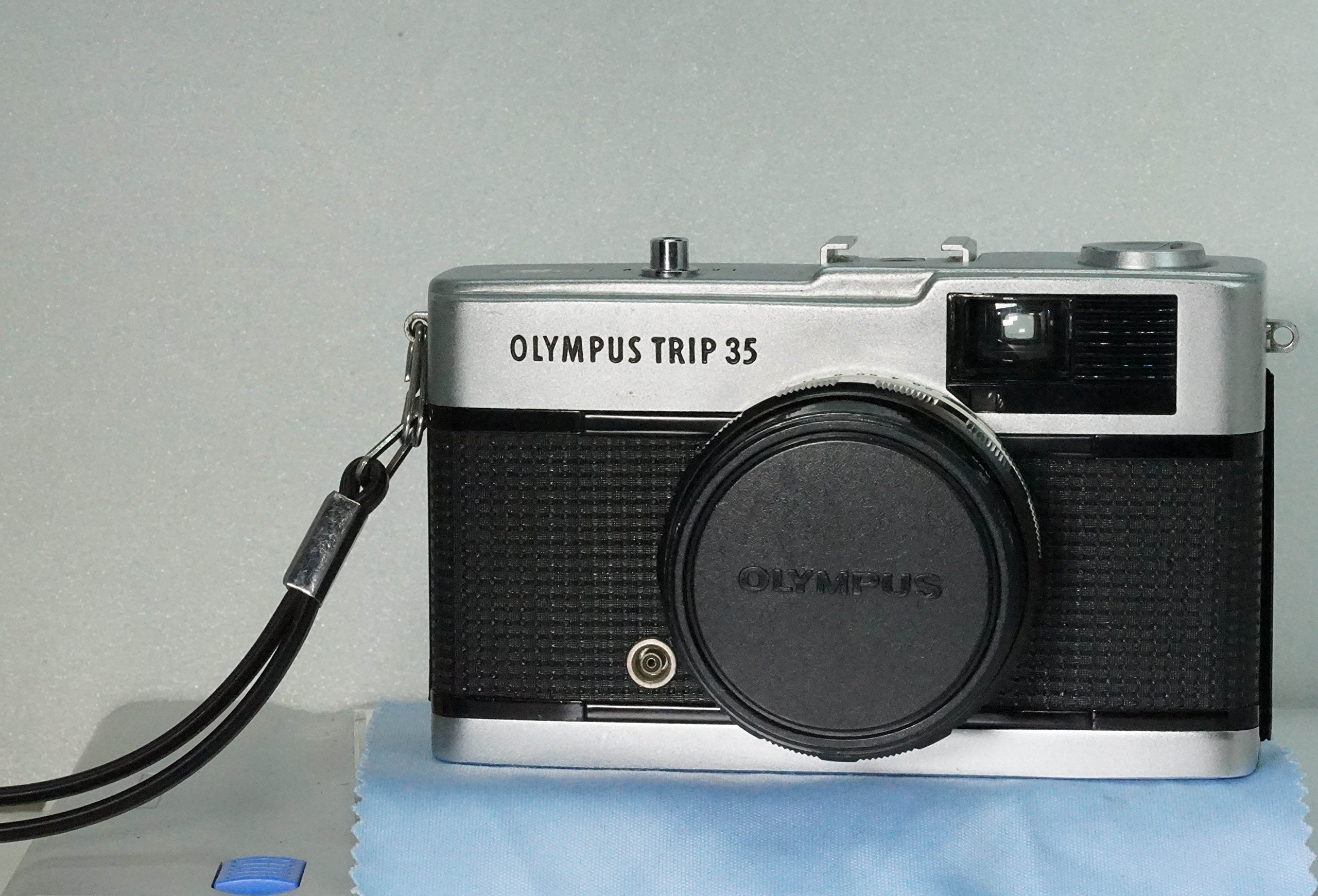 Amazon | Olympus Trip 35 / OLYMPUS TRIP35 | コンパクト 通販