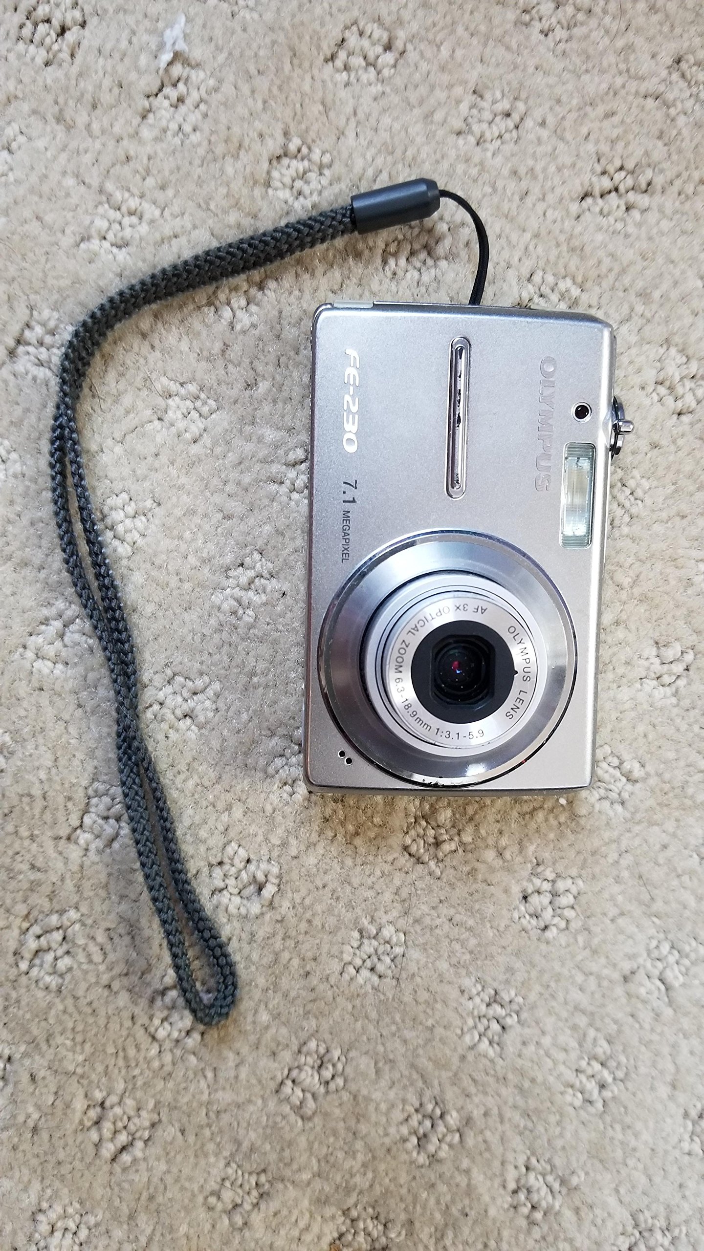 動作確認済⭐︎ Olympus fe-230 シルバー デジカメ コンデジ OLYMPUS