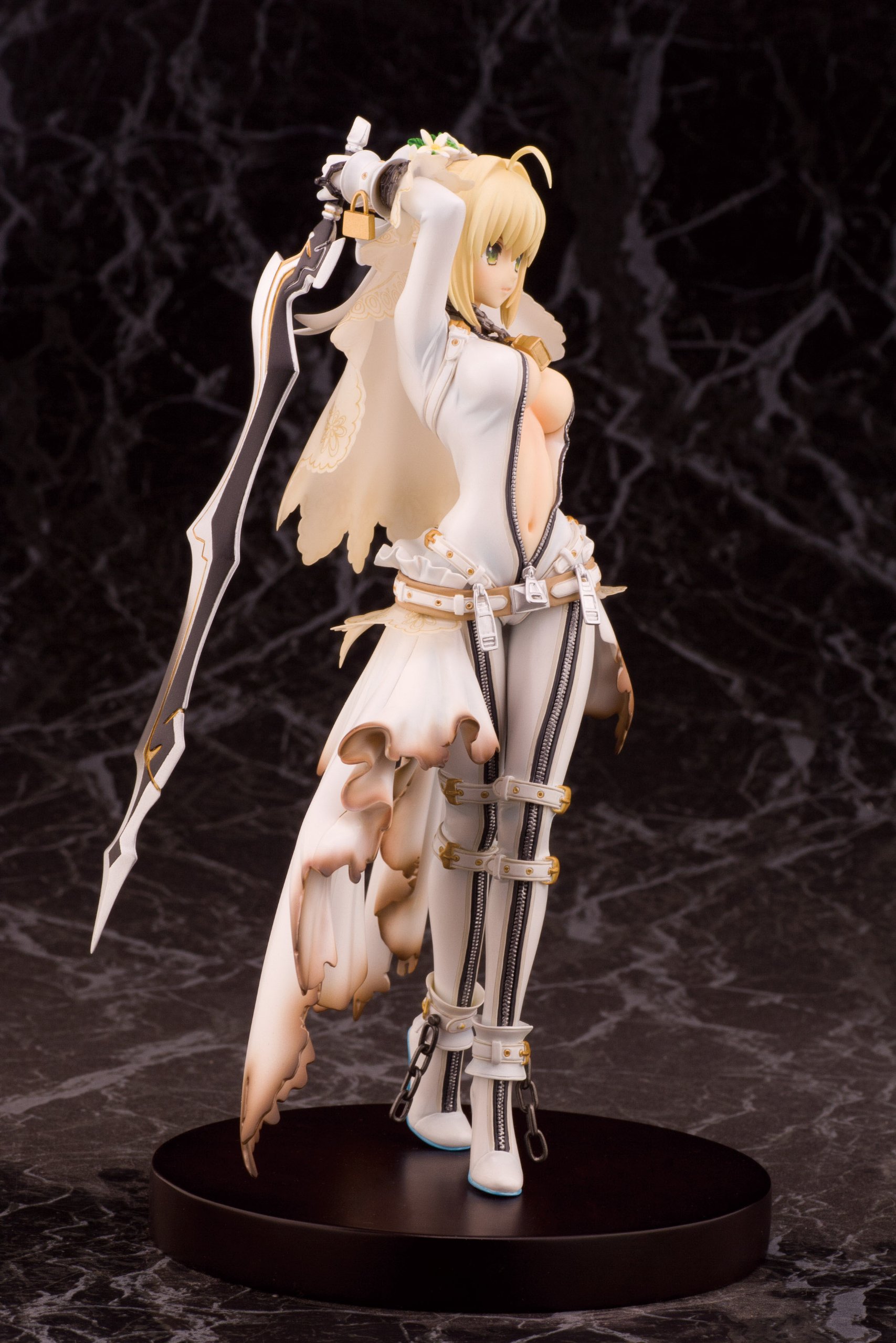 Amazon | アルファマックス Fate/EXTRA CCC セイバー 1/8スケール PVC