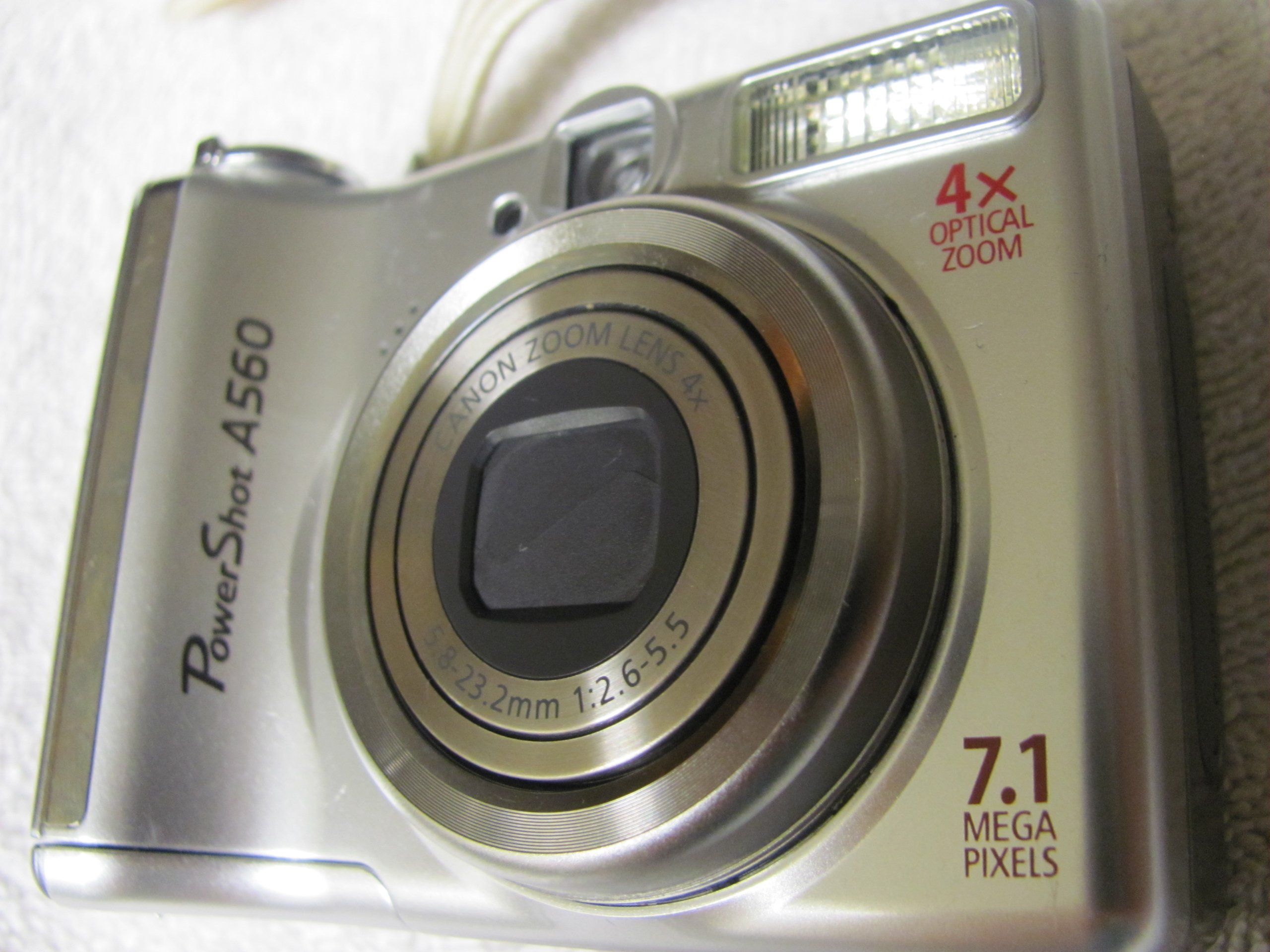 Amazon.com : Canon PowerShot A560 7.1MP Digital Camera with 4x