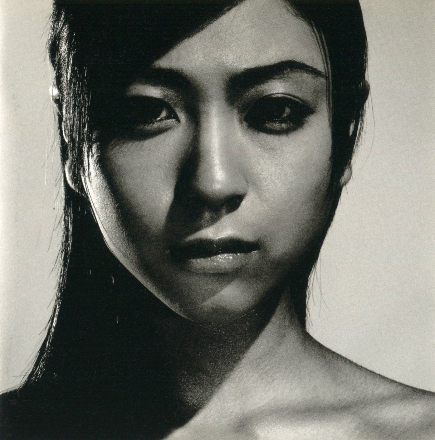 宇多田ヒカル森山大道DEEP RIVER ポスター