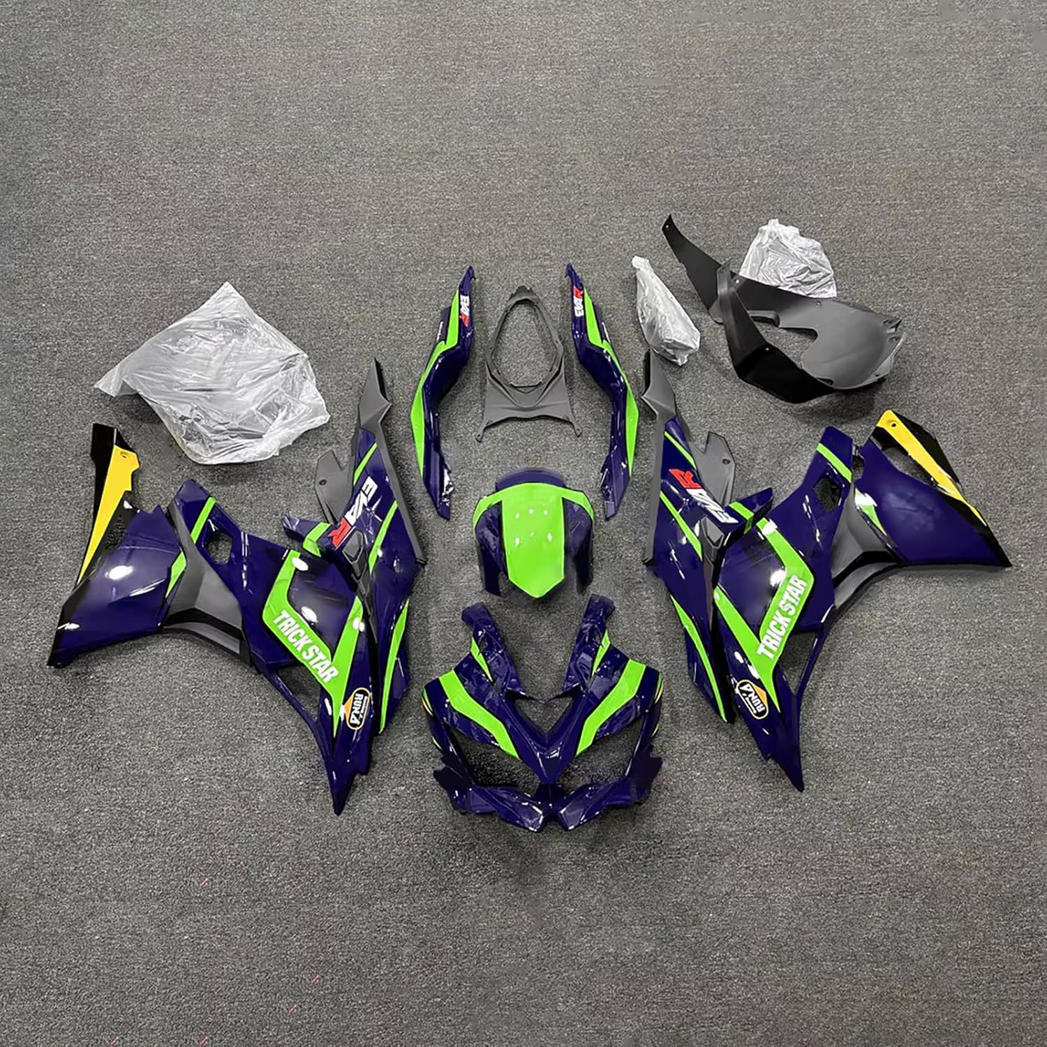 Bruce & Shark(ブルース・サメ）適用ZX-25R/ZX-4Rカウル 適用カワサキ