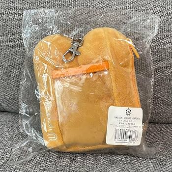 Amazon.co.jp: UNISON SQUARE GARDEN しょくぱんくん ポーチ : おもちゃ