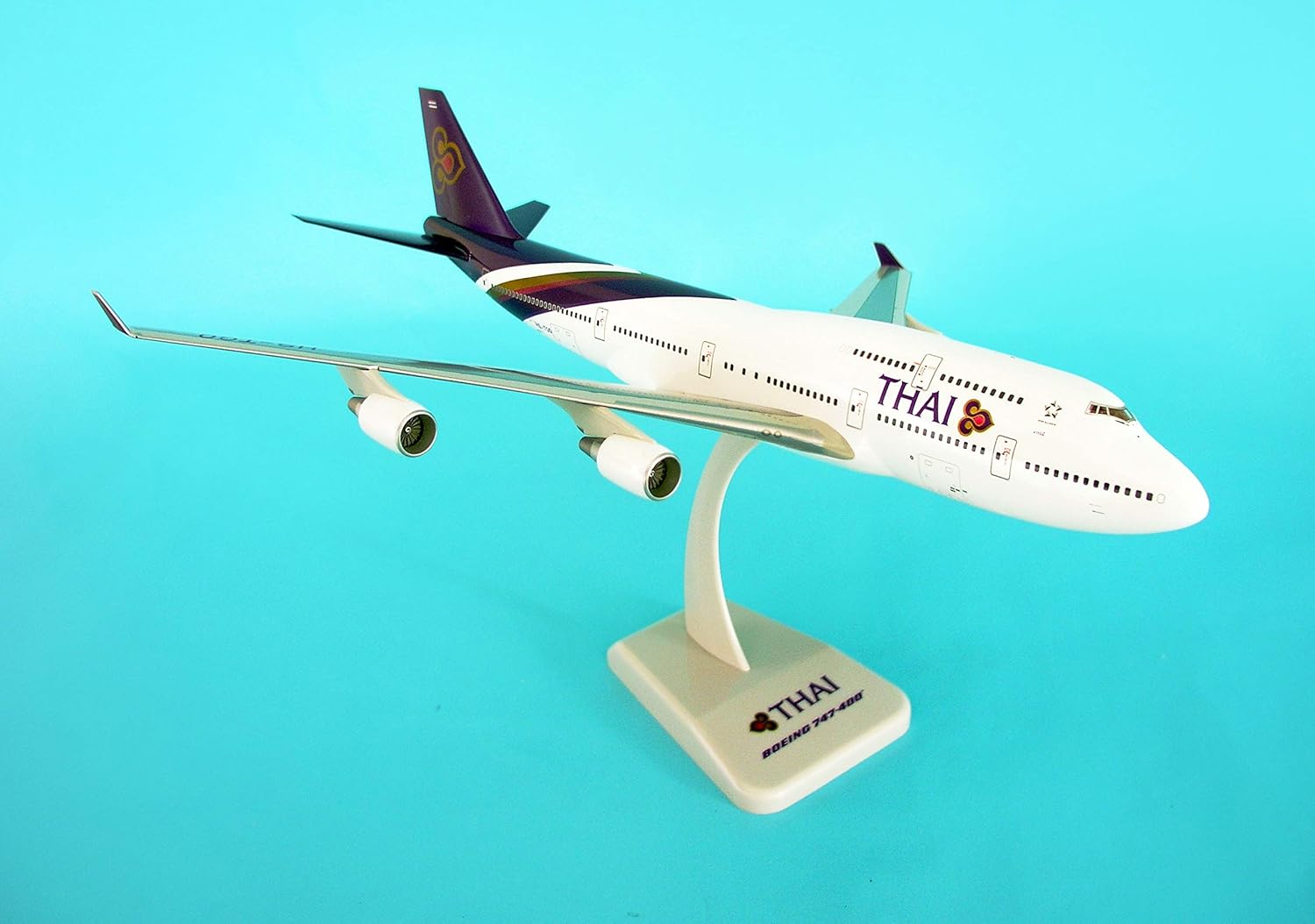 hogan 1/200 マンダリン航空747-400 スナップフィット hogan 1/200