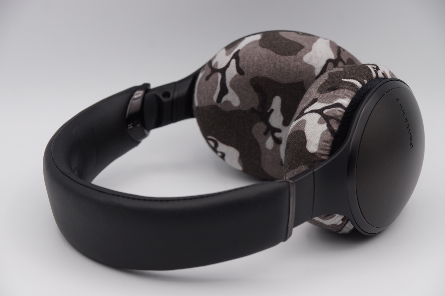 Panasonic RP-HD600N ワイヤレスヘッドホン ケース付き 【公式通販】