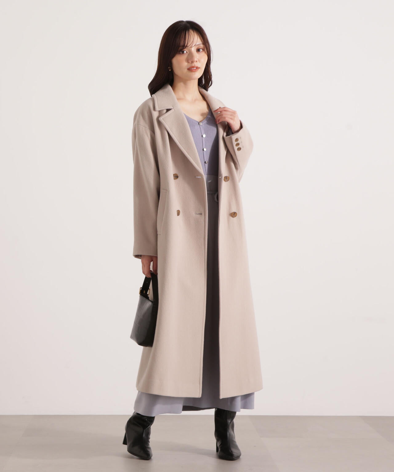 加藤栞さん着用】ダブル釦チェスターコート | PROPORTION BODY