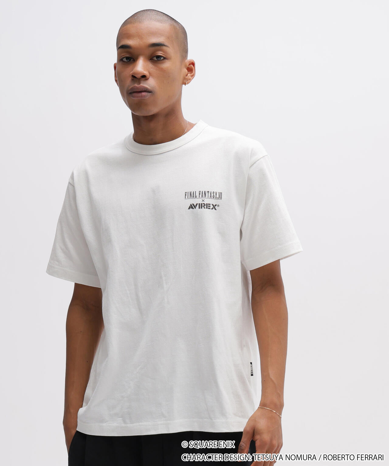 AVIREX × FINAL FANTASY VII REMAKE》PINUP T-SHIRT ”TIFA & AERITH