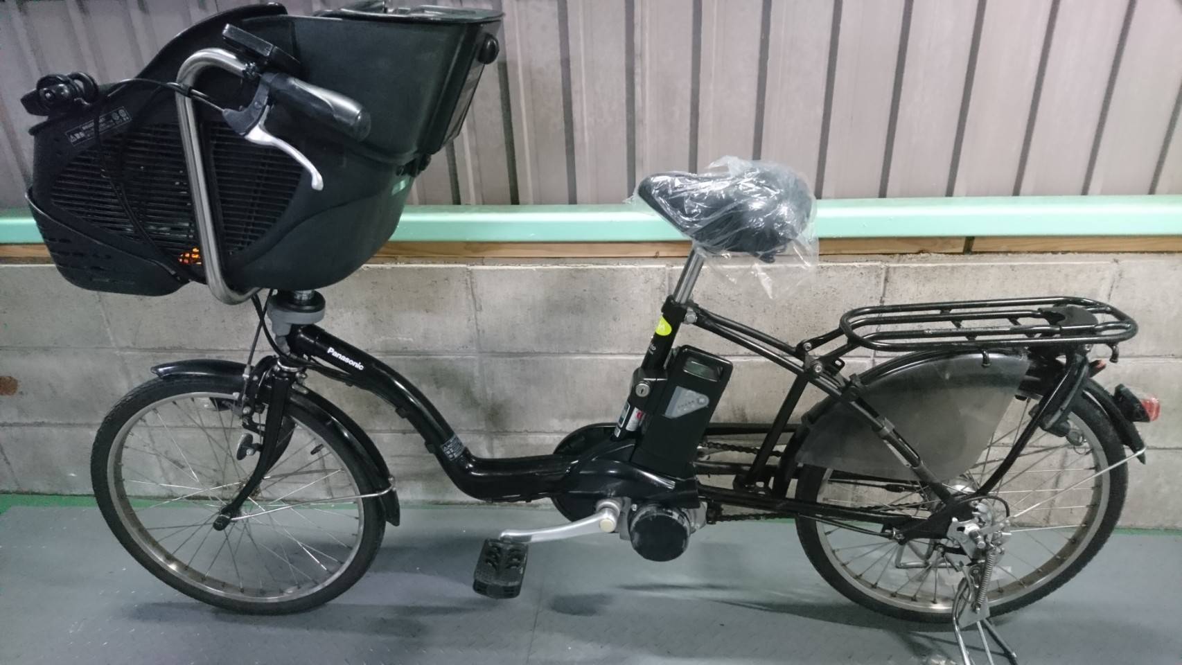 1年保証 電動アシスト自転車新型パナソニックギュットミニ20インチ 黒色