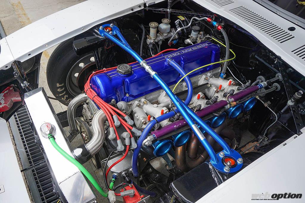 10日迄超特価!超早い者勝ち! L型エンジン ヘッドカバー L20実働車外し