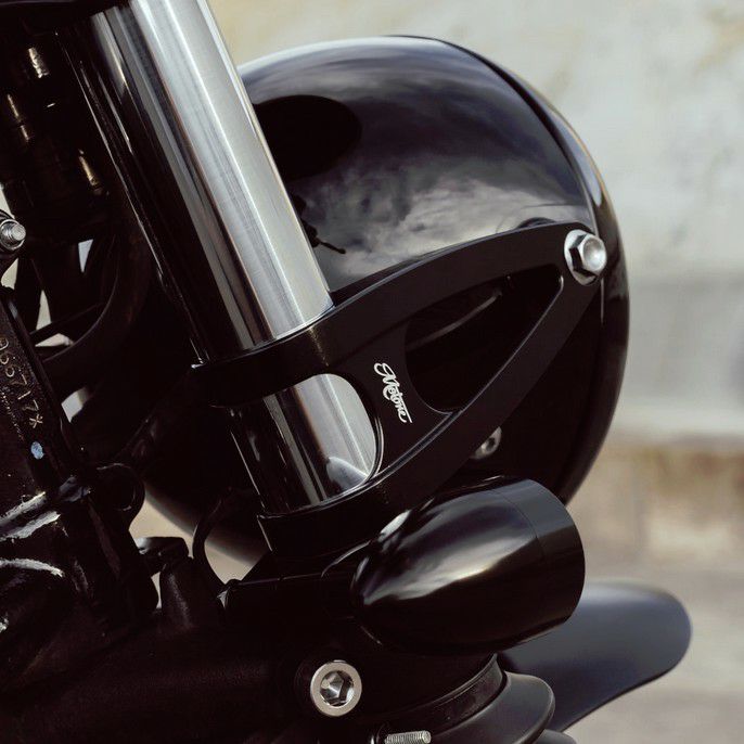 トライアンフ Motone ショートリーチ ヘッドライトブラケット Motone