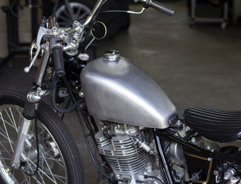 ヤマハ SR400/500 スポーツスタータンクキット ローマウント モーター