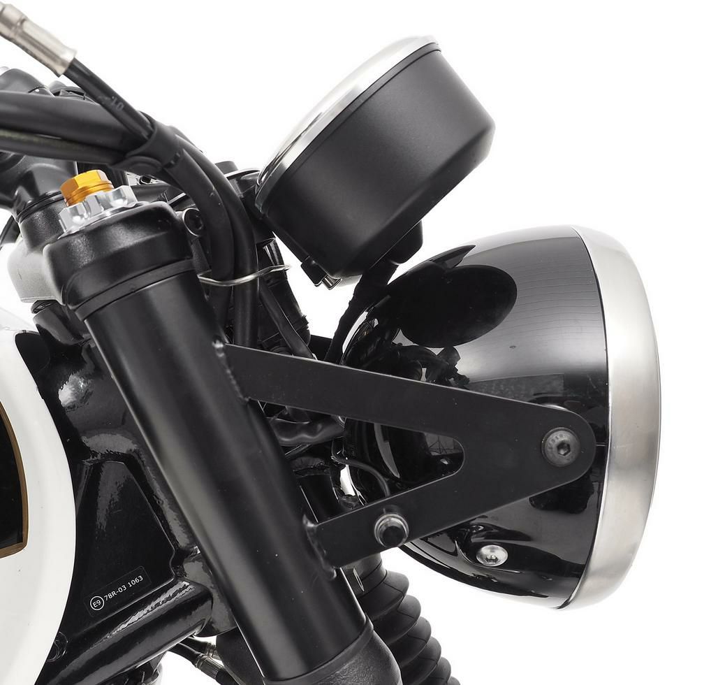 トライアフ純正ボンネビルヘツトライト擦り傷あり、