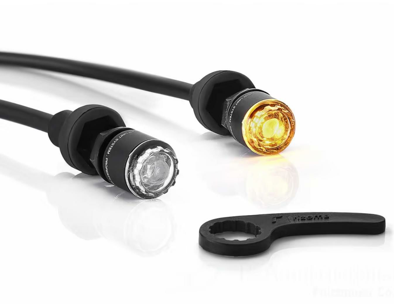 未使用］リゾマ Rizoma ウィンカー FR028B、2点セット 未使用］リゾマ