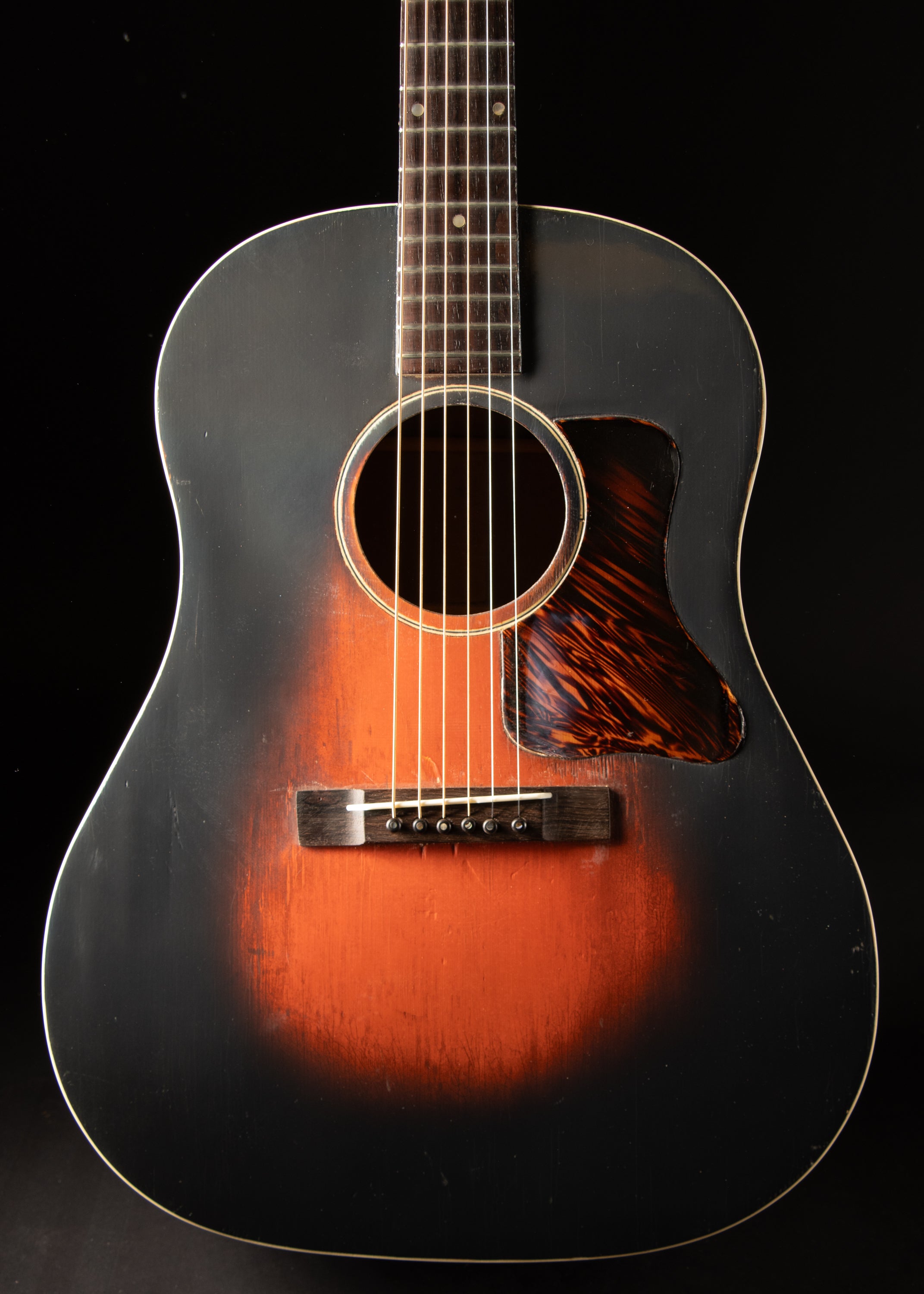 1941 Gibson J-35 – Music City Vintage Guitars