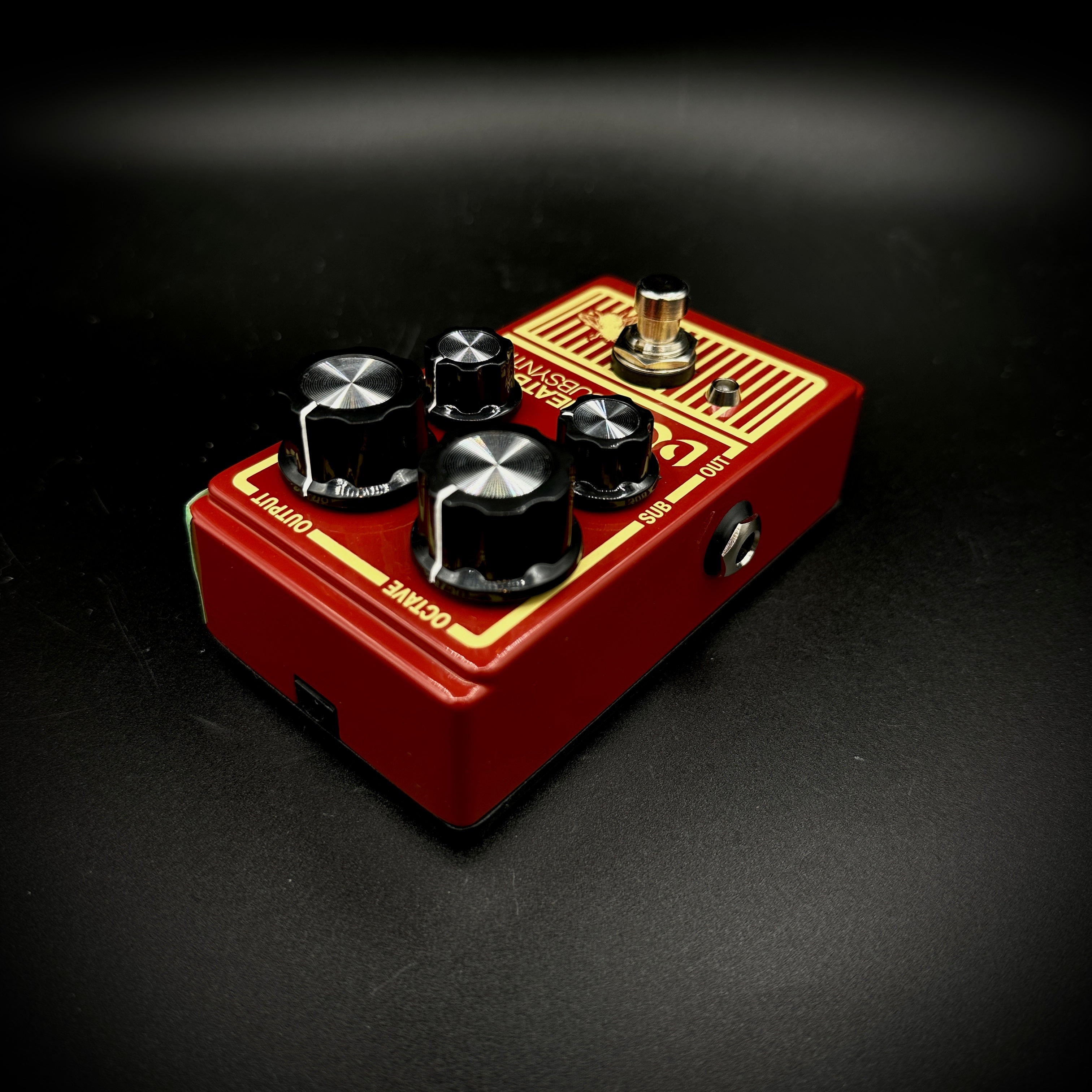 DOD Meatbox Subharmonic Synthesizer – Music Villa MT