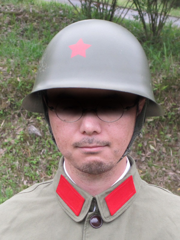 中国のスチールヘルメット ～ 中国人民解放軍 GK-80A ヘルメット・帽章