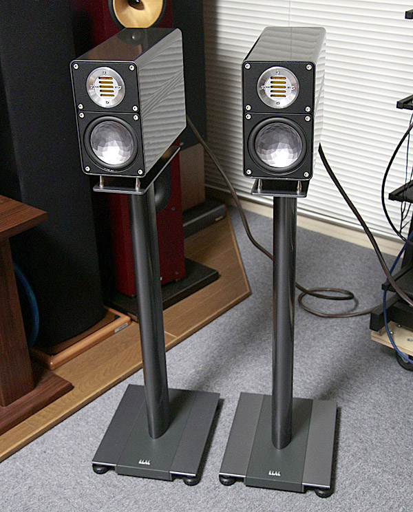 ELAC 310CE CRYSTAL EDITION を鳴らす