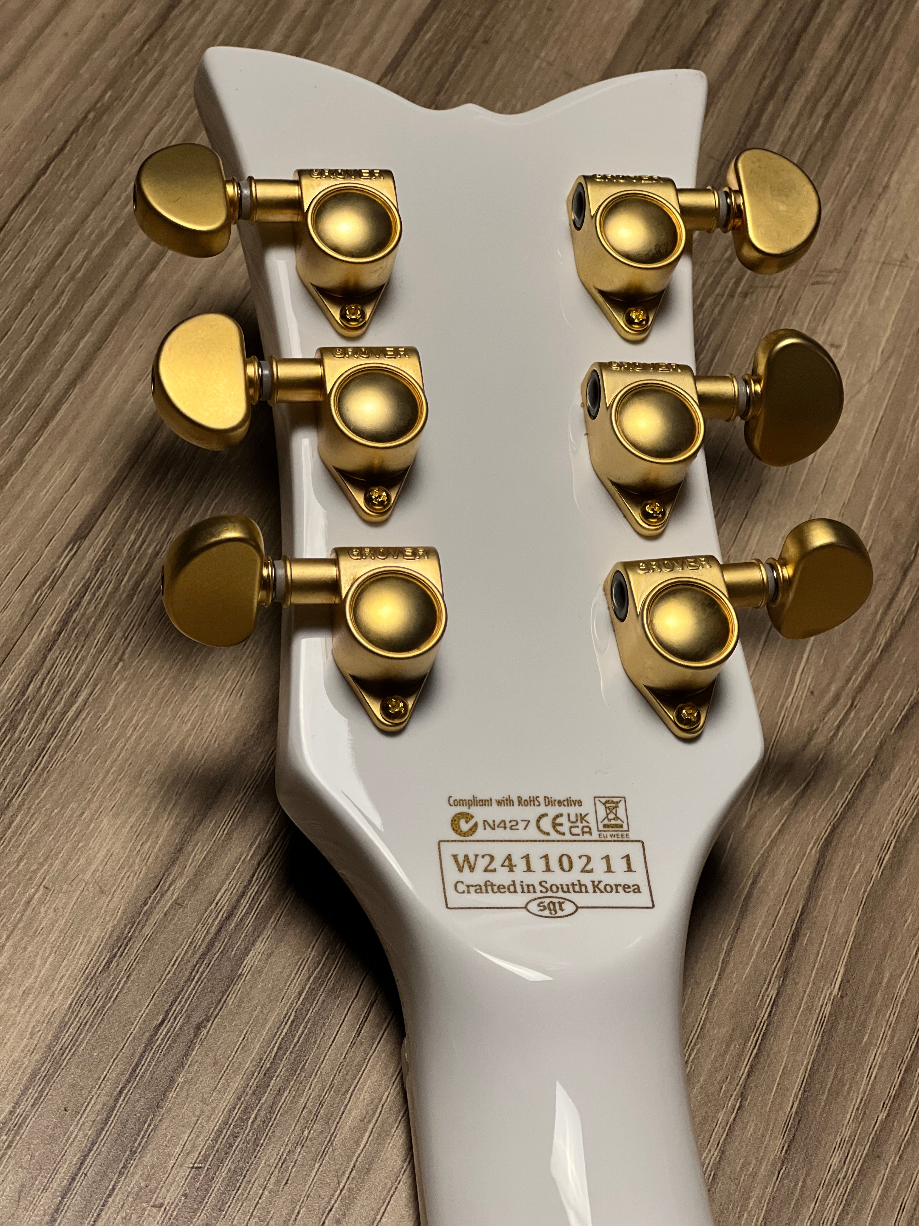 Schecter Zacky Vengeance Signature ZV-H6LLYW66D in Gloss White