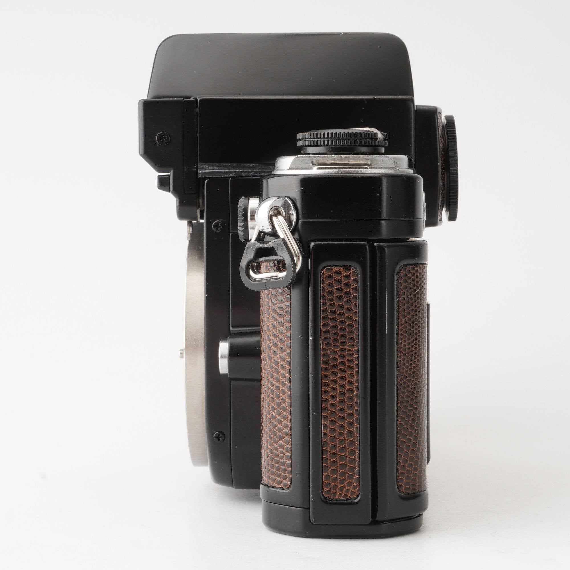 Nikon F2 ジャンク+36-72mm付き Nikon F2 ジャンク+36-72mm付き Nikon