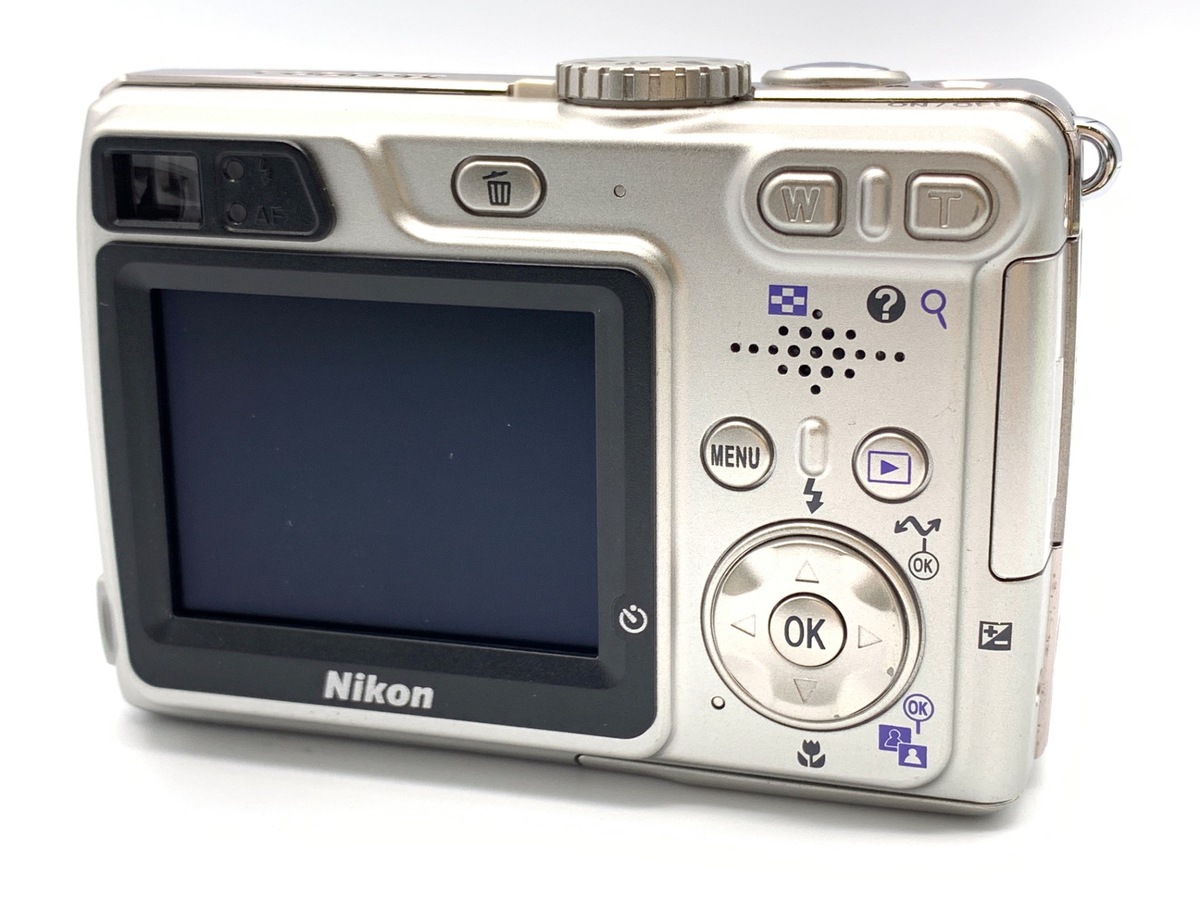 中古：B(並品)】ニコン（Nikon）COOLPIX 7900 プライムシルバー【710万