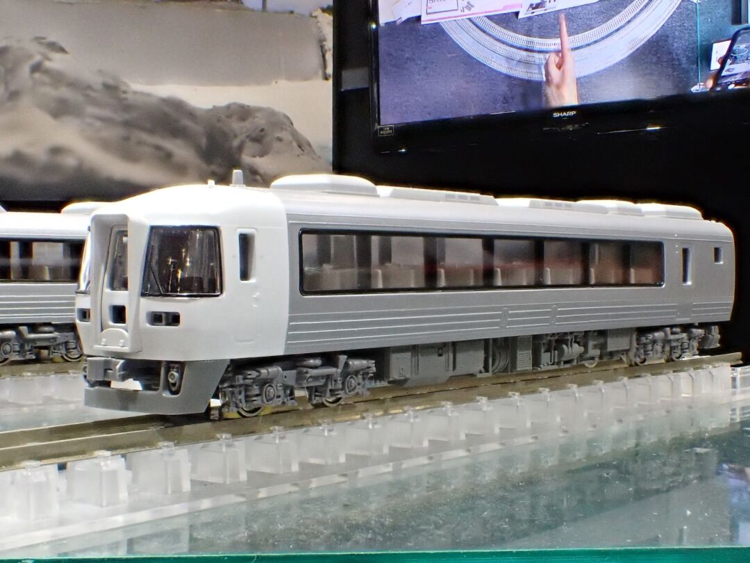 KATO キハ85系 4両増結セットB 品番：10-1888 | NGaugeJP - 横濱模型