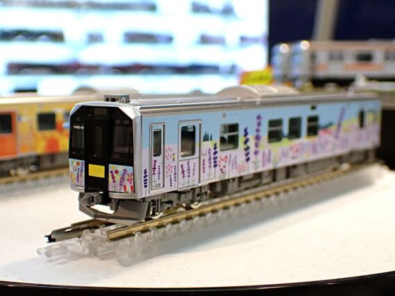 TOMIX JR H100形ディーゼルカー（石北線・富良野線ラッピング車