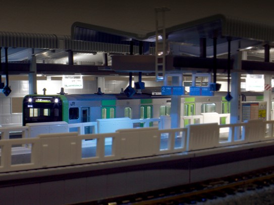 KATO製品 複線レイアウト(橋上駅舎・島式ホーム・立体交差)① TOMIX N