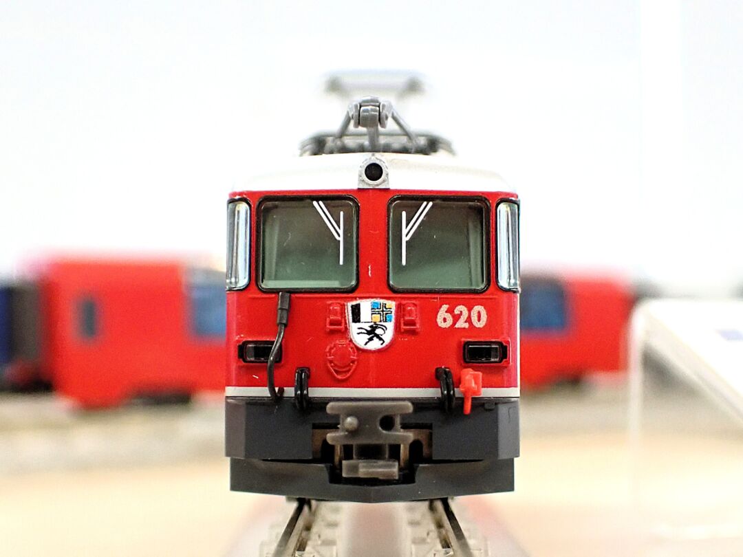 中古】KATO RhB Ge4/4-II 622 「機関車のみ」 中古】KATO RhB Ge4/4-II