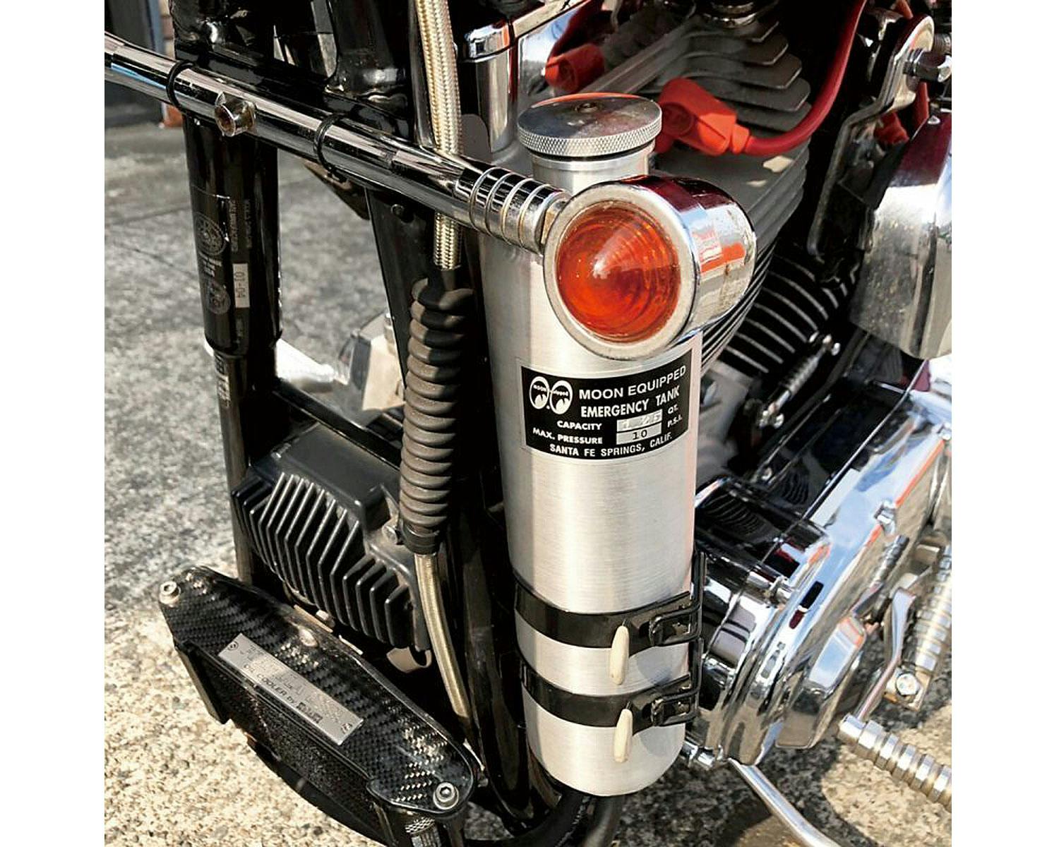 エマージェンシータンク バンド 予備タンク (ハーレー ボバー