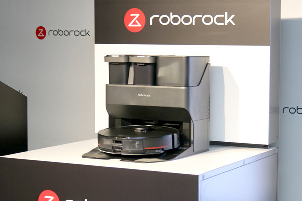 Roborockのロボット掃除機「S7 MaxV Ultra」、水拭きモップ洗浄・給水