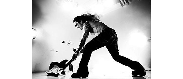 画像6 / 8＞破壊専用ギター「SMASH」発売！ワイルド＆クールにストレス