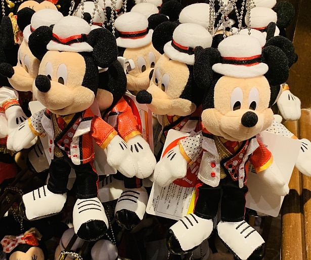 東京ディズニーランド今季限定、ラブリーなミニーマウスグッズに注目
