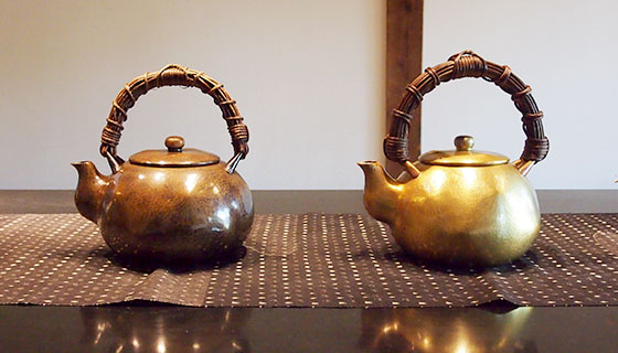 銅製急須 ラタン取っ手 鎚起銅器 燕三条 銅製急須 ラタン取っ手 鎚起