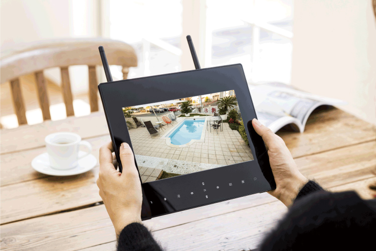 防犯カメラ らくらくeye cam カメラ2台セット 中古 らくらくeye cam