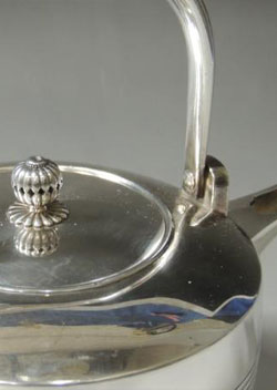 北村静香の買取なら｜銀瓶買取【日晃堂】