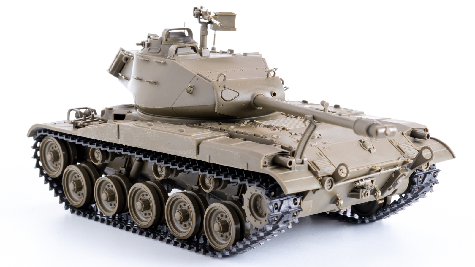 夕飯の後にサクッと完成、タミヤのウォーカーブルドッグは俺的「ザ