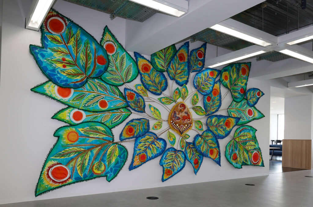 立体作品が企業の個性を彩る！-家電事業の新拠点「Panasonic目黒ビル