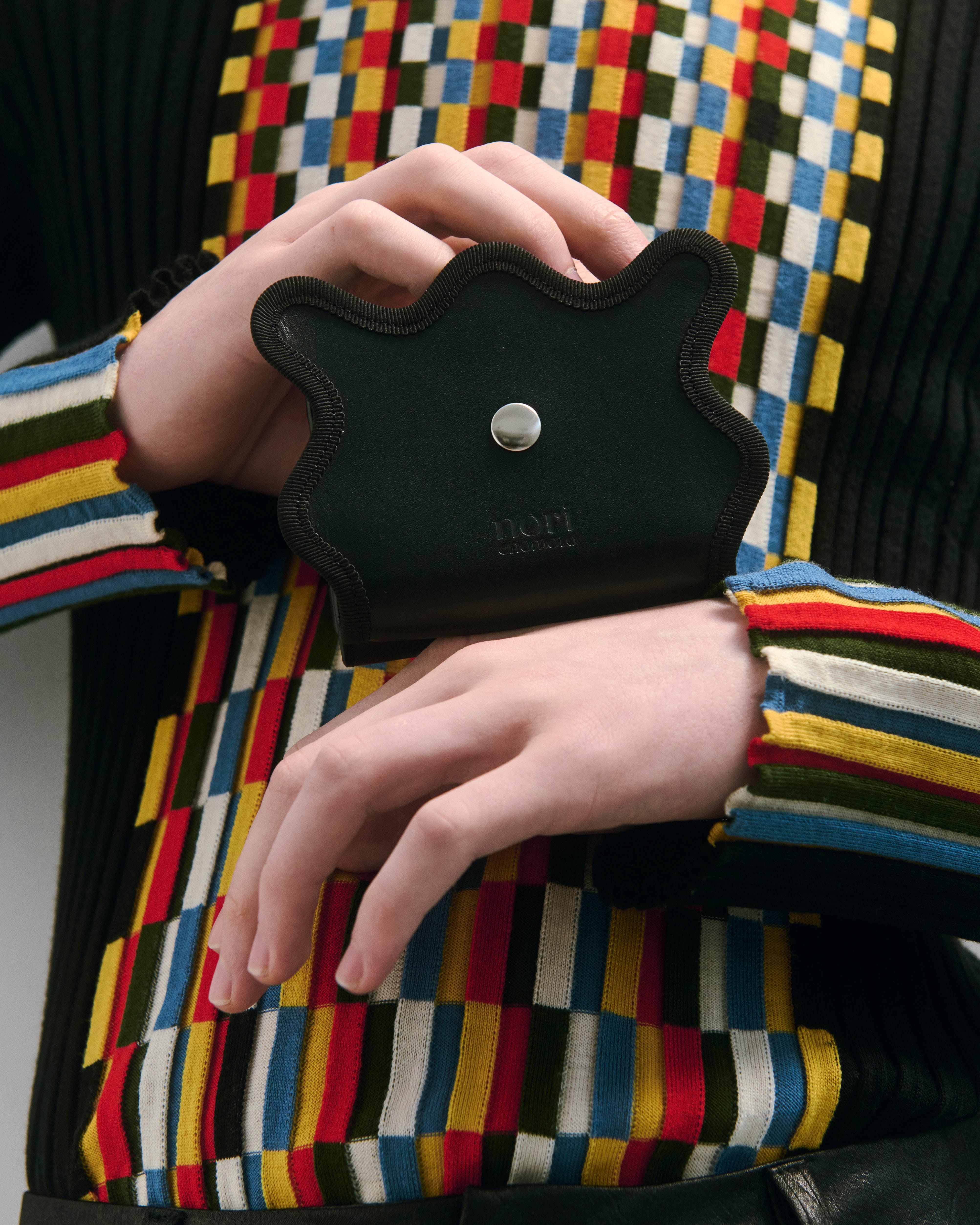 wave trifold wallet / black – nori enomoto